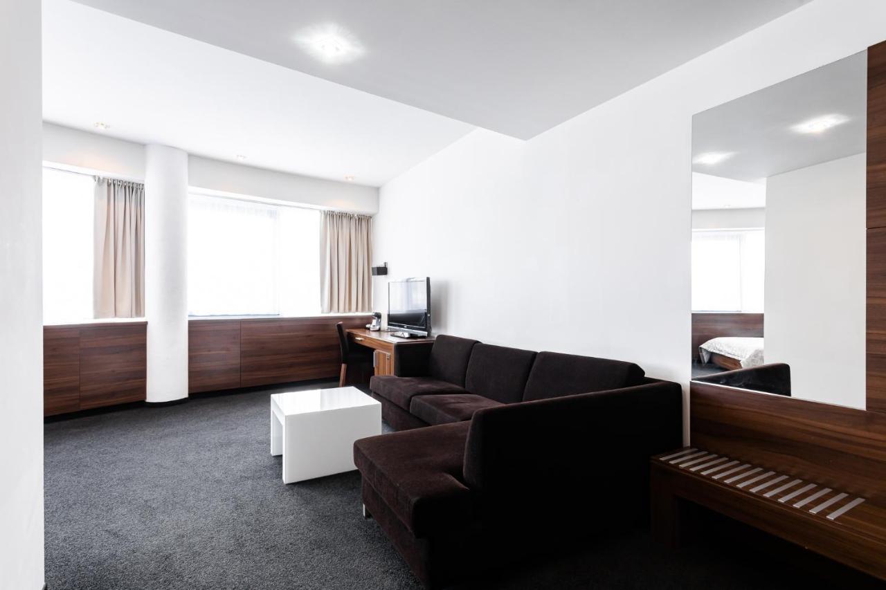 Tempus Club Garni Hotel Bratislava Esterno foto